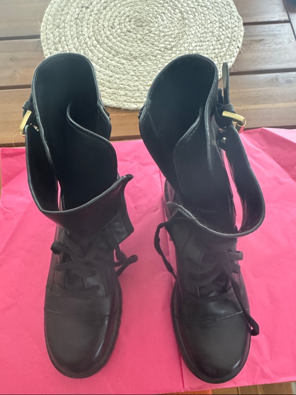 Black Women's Lace-Up Buckle Combat Boots